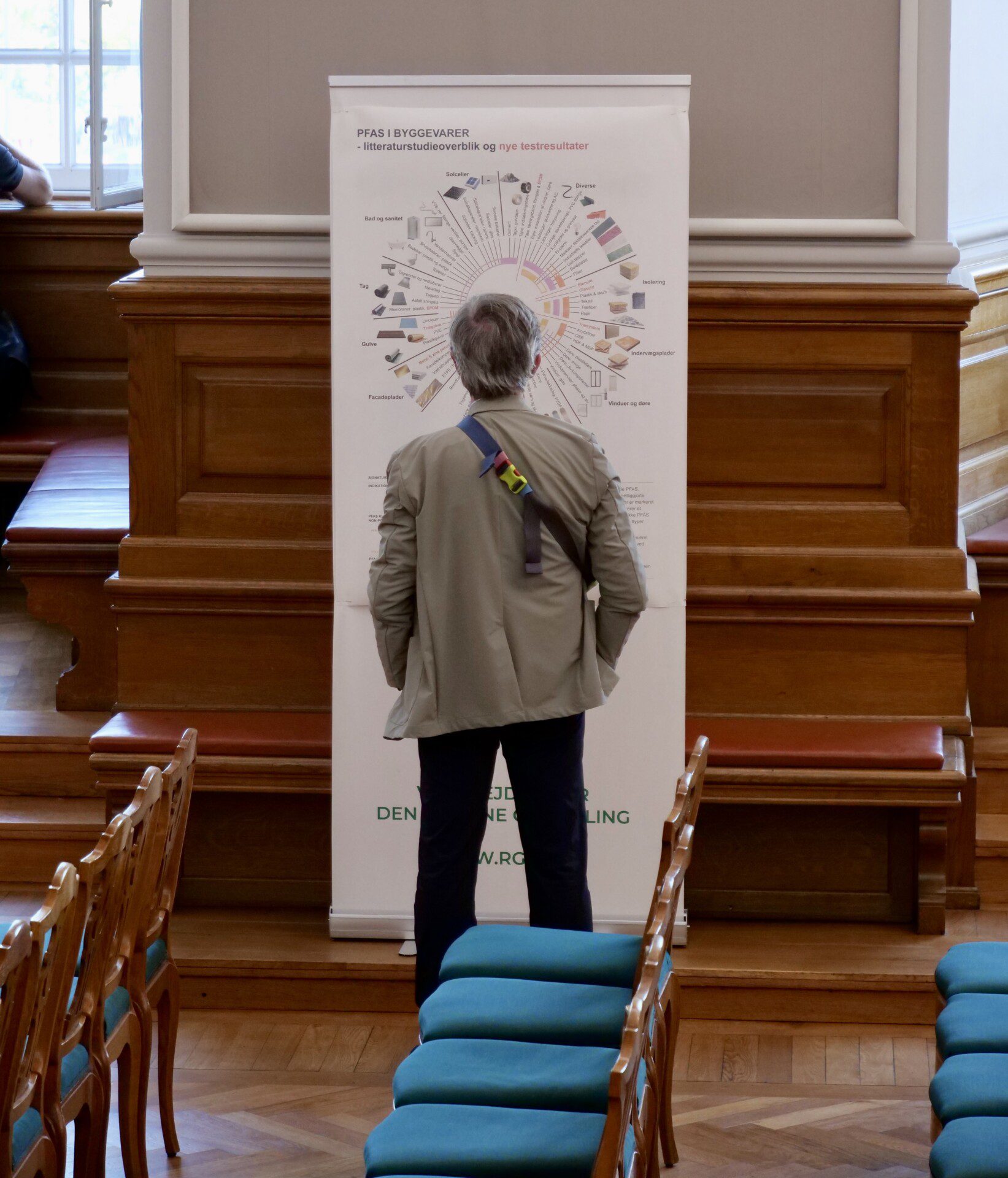 B5E99FD9-A842-4246-868A-111012003CA2_1_201_a